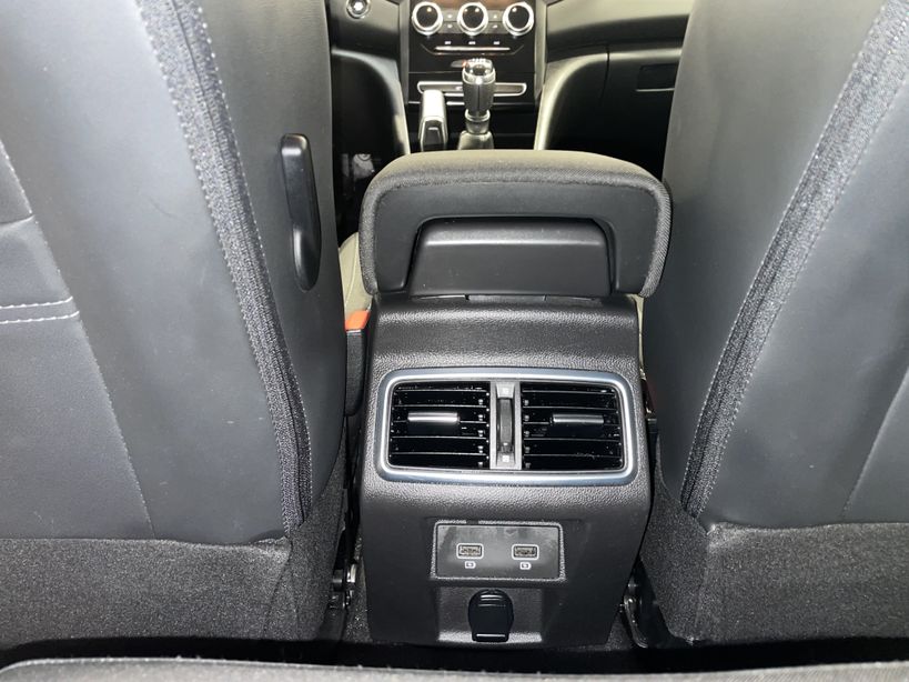 RENAULT MEGANE IV BERLINE 2021 - Photo n°37
