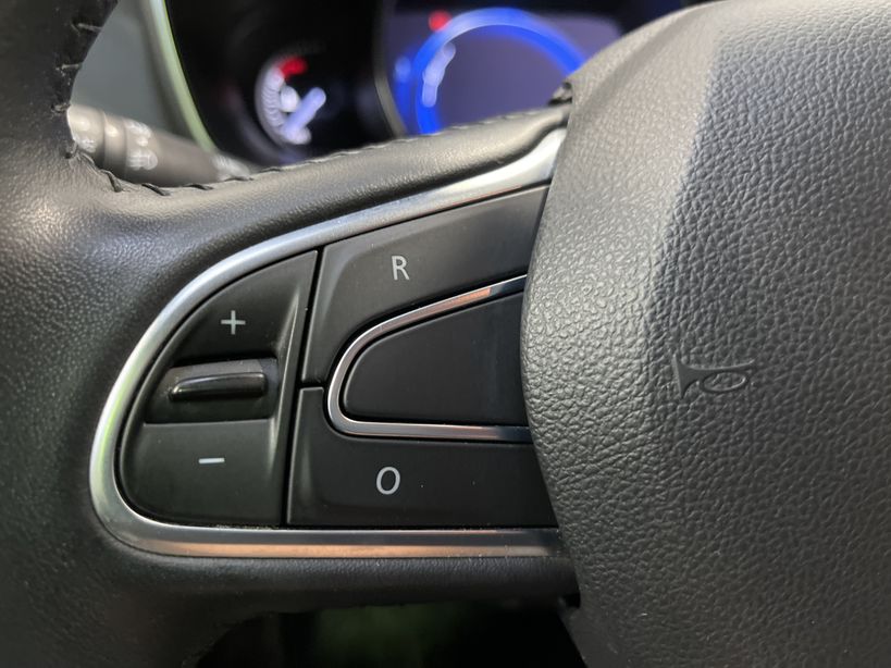 RENAULT MEGANE IV BERLINE BUSINESS 2020 - Photo n°51