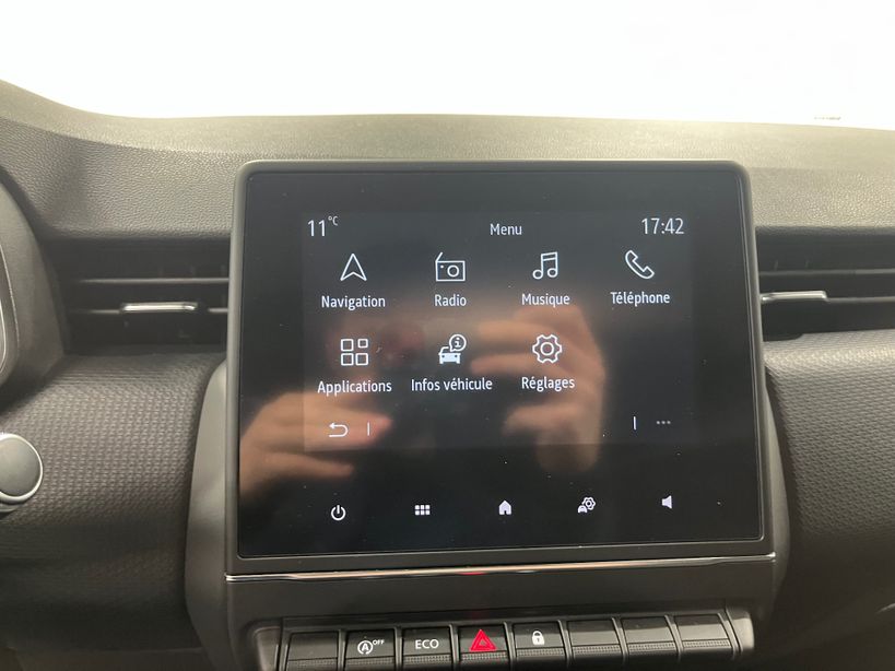 RENAULT CLIO V 2021 - Photo n°19