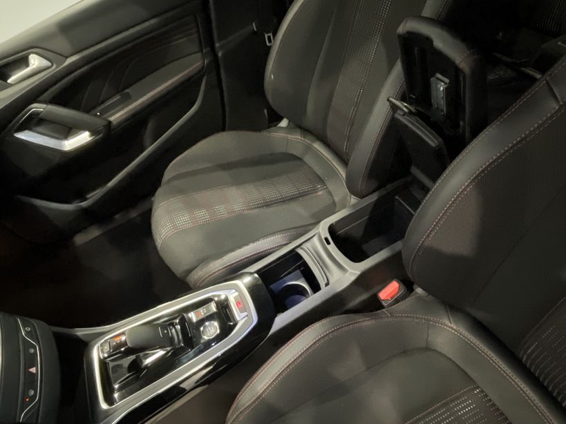 PEUGEOT 308 2021 - Photo n°22