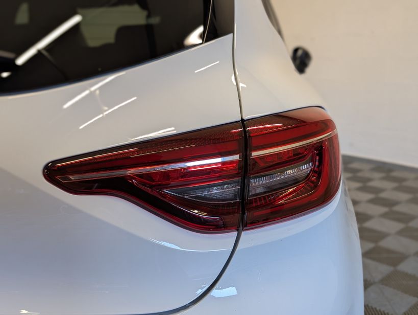 RENAULT CLIO V 2023 - Photo n°10