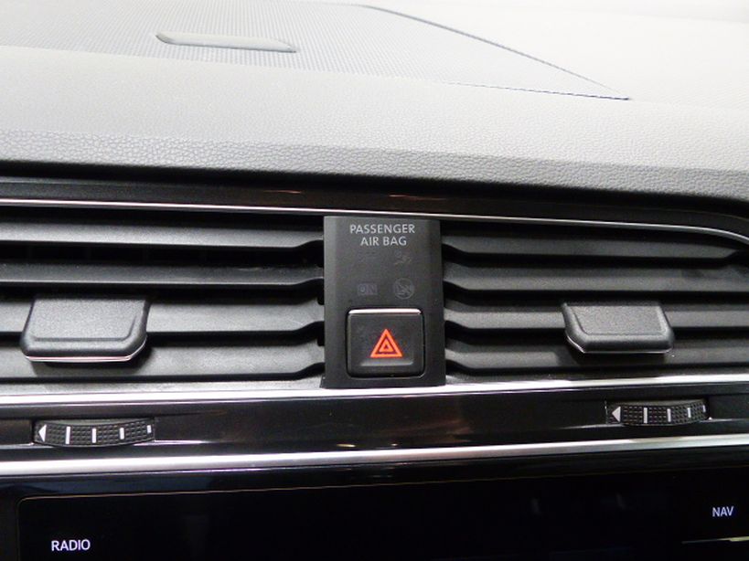 VOLKSWAGEN TIGUAN 2018 - Photo n°13