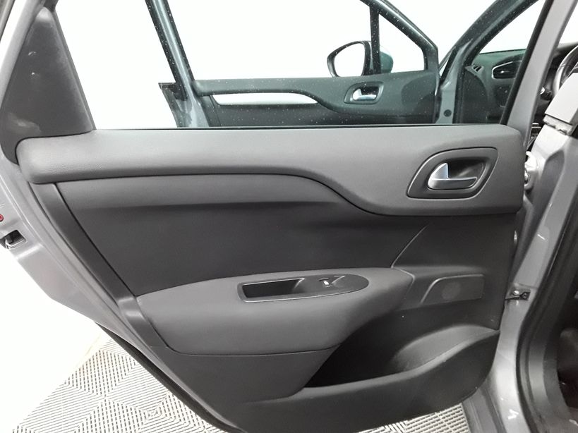 CITROEN C4 BUSINESS 2017 - Photo n°17