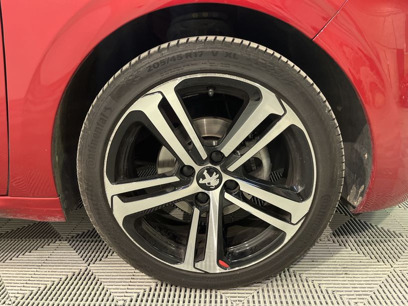 PEUGEOT 208 2019 - Photo n°5