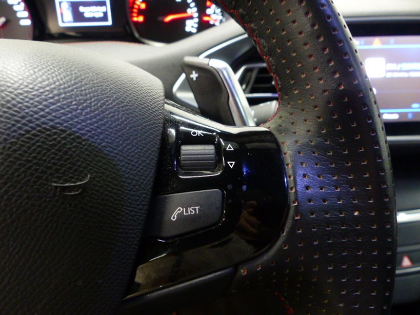 PEUGEOT 308 SW 2020 - Photo n°19