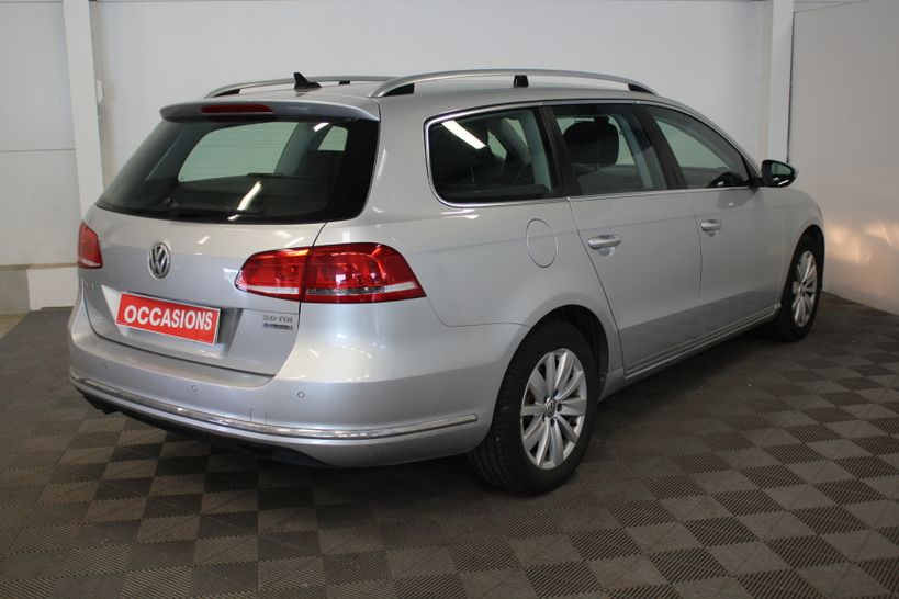 VOLKSWAGEN PASSAT SW BUSINESS 2014 - Photo n°4