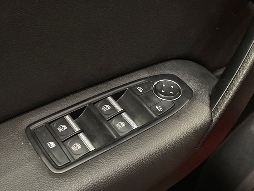 RENAULT CAPTUR 2022 - Photo n°34