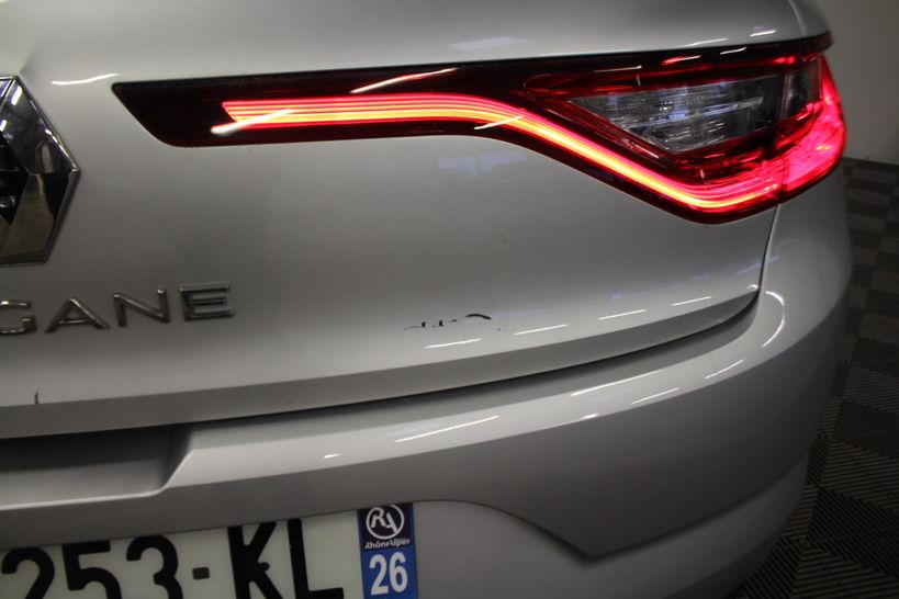 RENAULT MEGANE IV BERLINE 2020 - Photo n°1