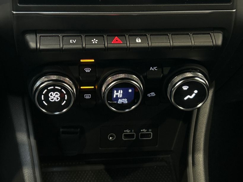 RENAULT CAPTUR 2023 - Photo n°17