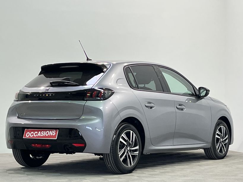 PEUGEOT 208 2023 - Photo n°3