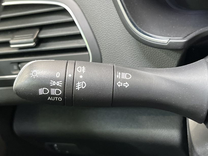 RENAULT MEGANE IV BERLINE BUSINESS 2021 - Photo n°27