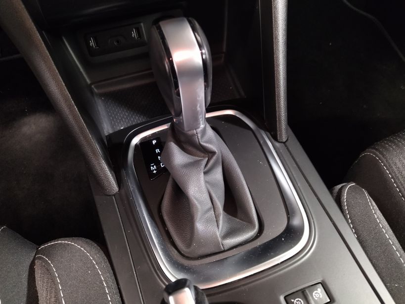 RENAULT MEGANE IV BERLINE BUSINESS 2020 - Photo n°14