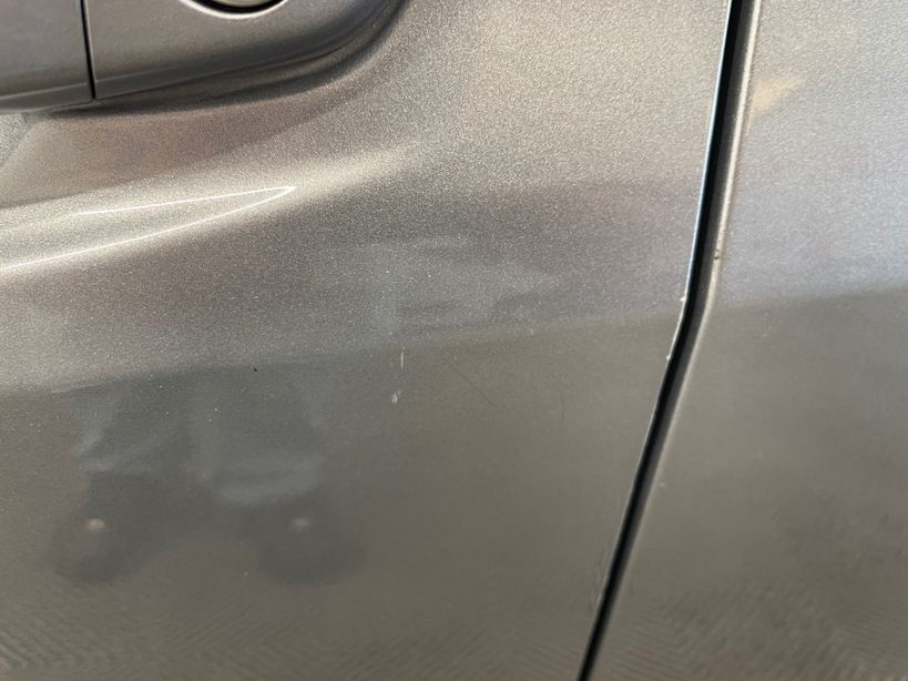 PEUGEOT 208 2023 - Photo n°8