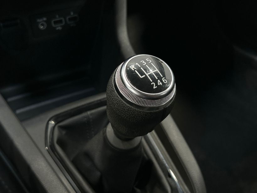 RENAULT CLIO V 2022 - Photo n°15