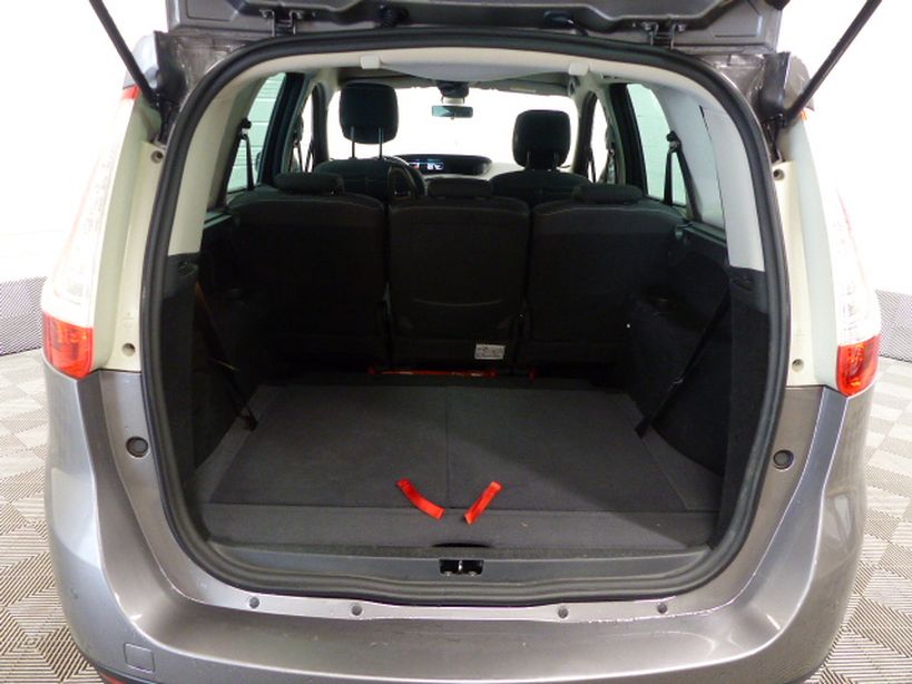 RENAULT GRAND SCENIC III 2015 - Photo n°10