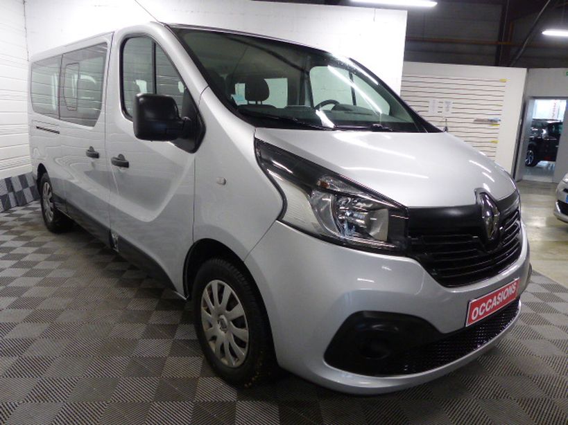 RENAULT TRAFIC III COMBI 2016 - Photo n°3