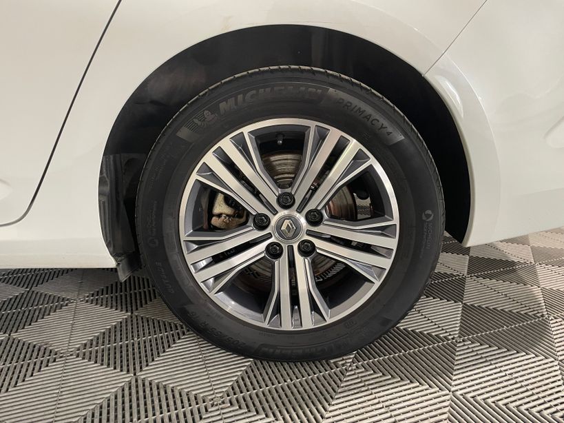 RENAULT MEGANE IV ESTATE 2022 - Photo n°43