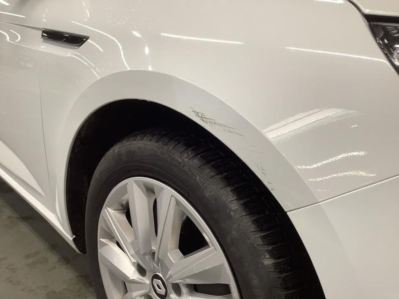 RENAULT MEGANE IV BERLINE 2022 - Photo n°1