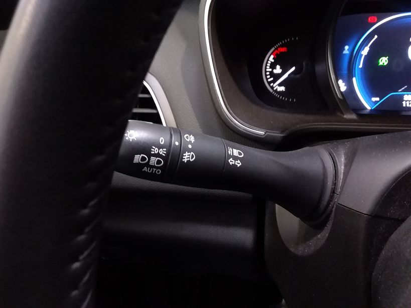 RENAULT MEGANE IV ESTATE 2019 - Photo n°22