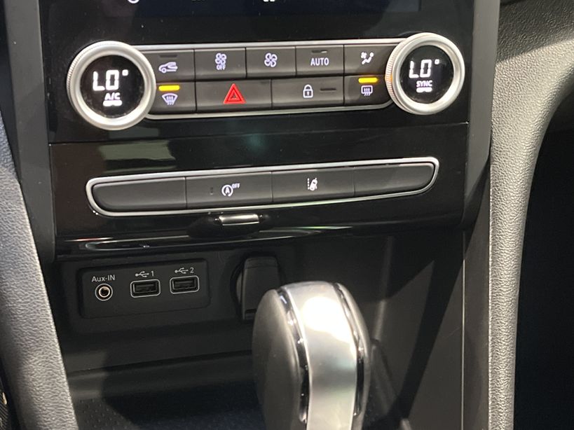 RENAULT MEGANE IV ESTATE 2021 - Photo n°16