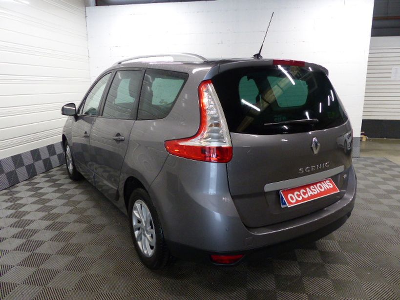 RENAULT GRAND SCENIC III 2015 - Photo n°5