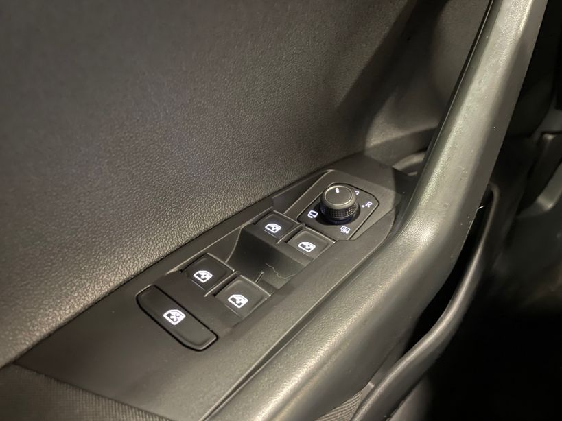 VOLKSWAGEN POLO 2023 - Photo n°16