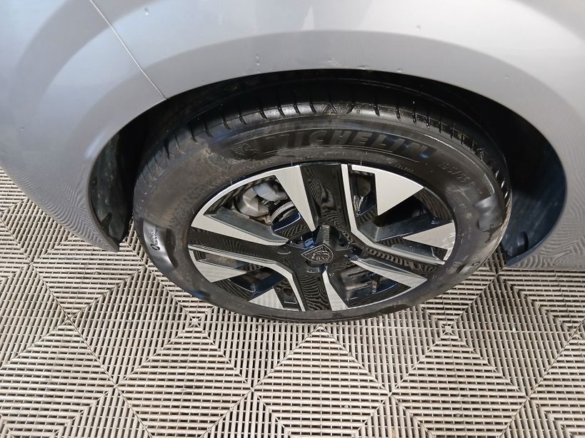 PEUGEOT 208 2025 - Photo n°6