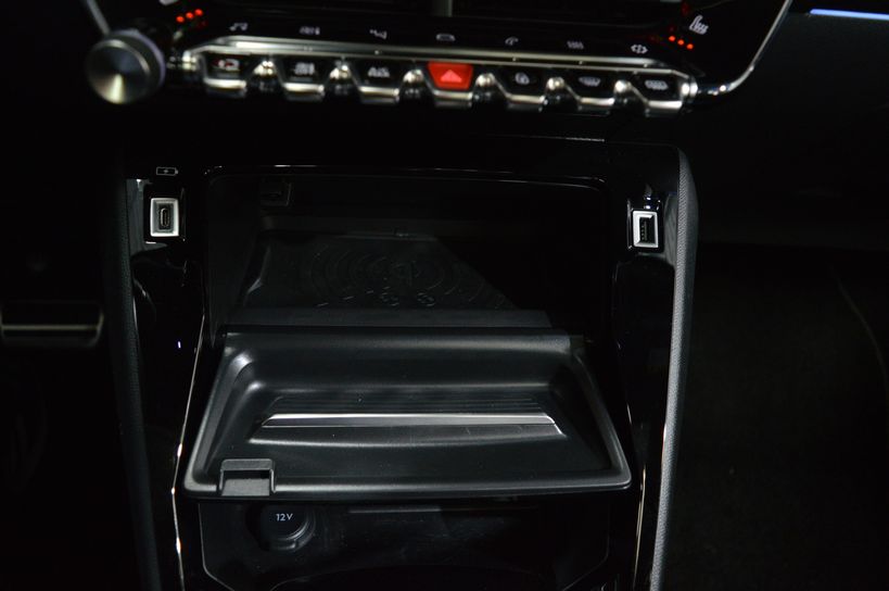 PEUGEOT 2008 2021 - Photo n°17