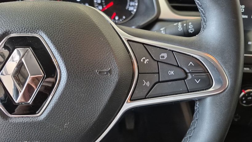 RENAULT CAPTUR 2021 - Photo n°17