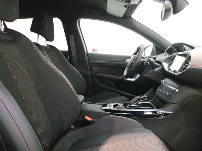PEUGEOT 308 2021 - Photo n°12