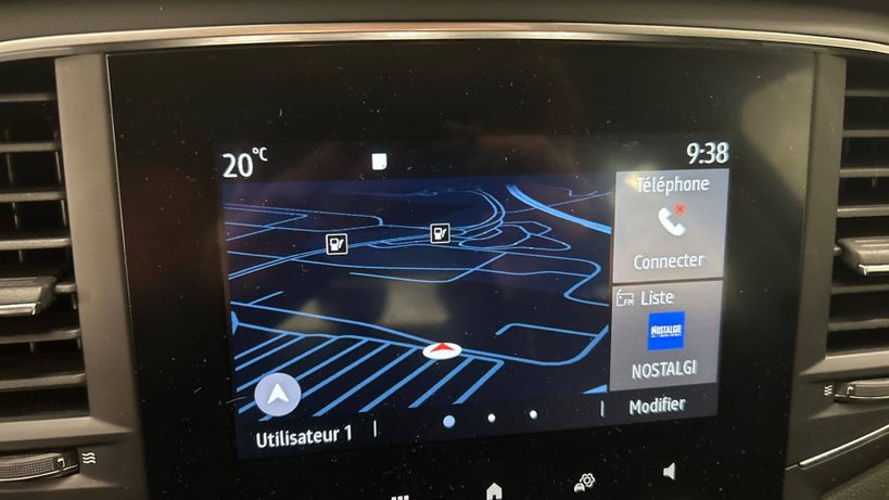 RENAULT MEGANE IV BERLINE 2022 - Photo n°13