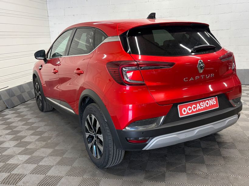 RENAULT CAPTUR 2023 - Photo n°8