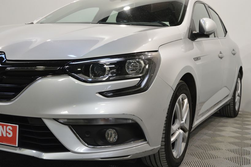 RENAULT MEGANE IV BERLINE BUSINESS 2017 - Photo n°7