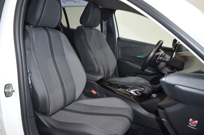PEUGEOT 208 BUSINESS 2020 - Photo n°10