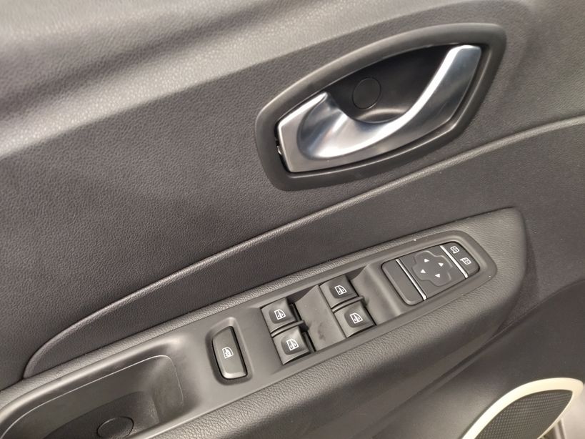 RENAULT CAPTUR BUSINESS 2019 - Photo n°24