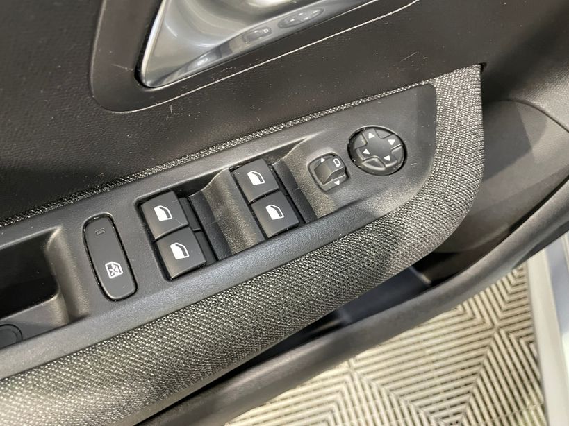 PEUGEOT 208 2025 - Photo n°37