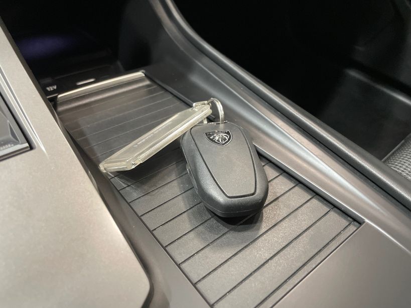 PEUGEOT 308 2023 - Photo n°4