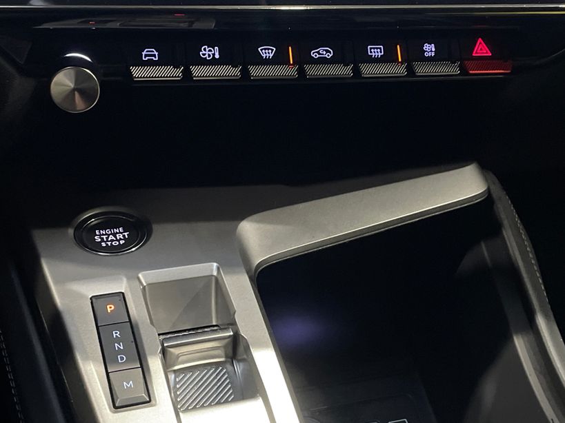 PEUGEOT 308 2023 - Photo n°18