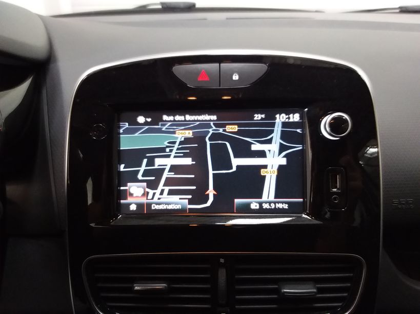 RENAULT CLIO IV BUSINESS 2017 - Photo n°19