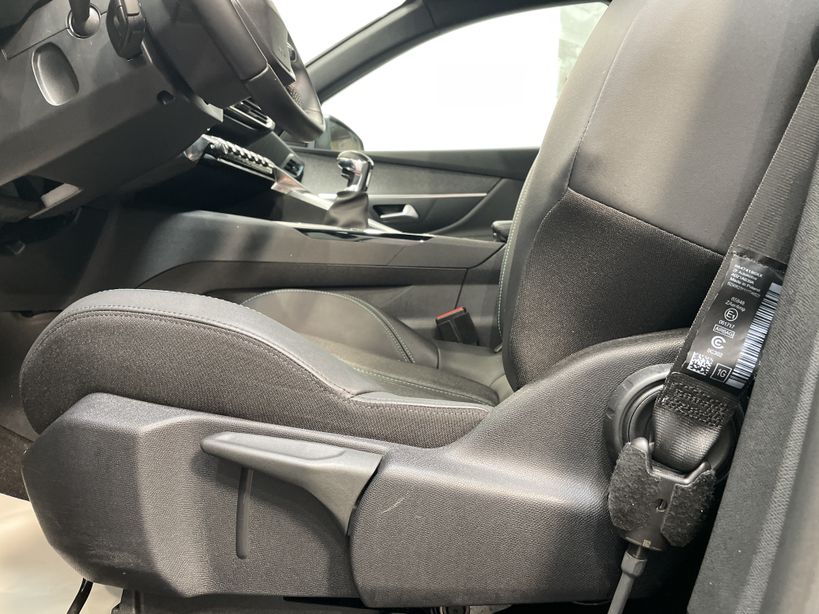 PEUGEOT 3008 2023 - Photo n°37