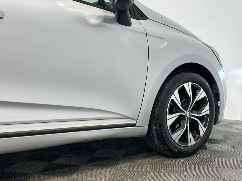 RENAULT CLIO V 2022 - Photo n°3