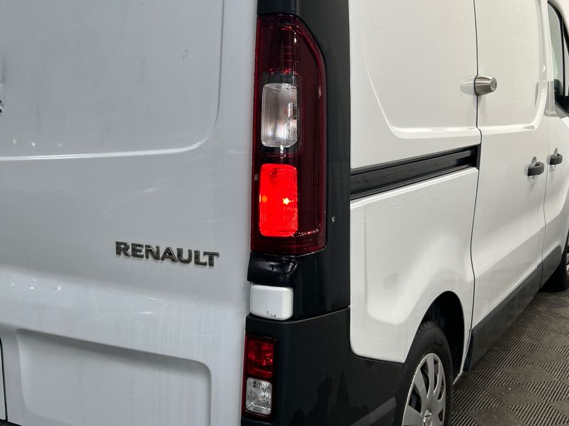 RENAULT TRAFIC FOURGON 2021 - Photo n°8