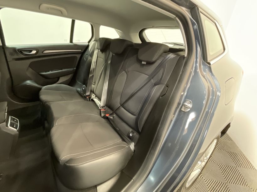 RENAULT MEGANE IV ESTATE 2021 - Photo n°10