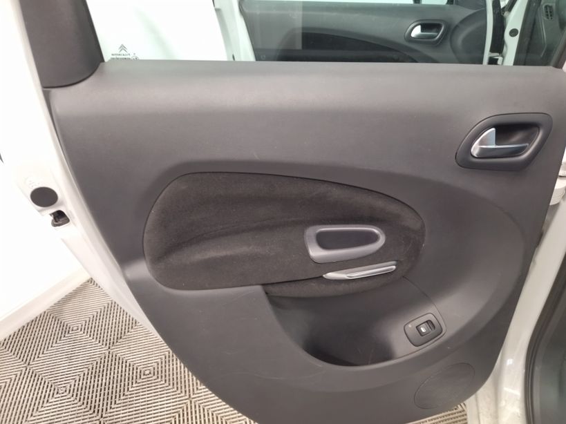 CITROEN C3 PICASSO 2013 - Photo n°21