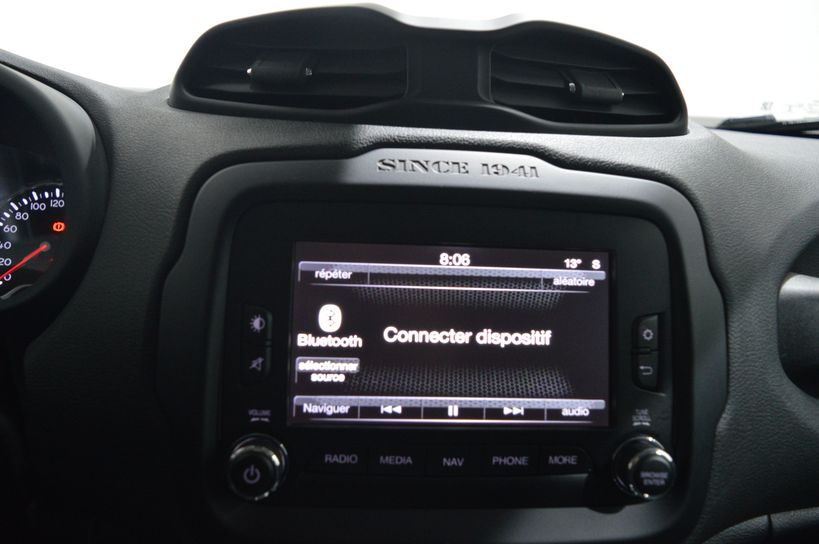 JEEP RENEGADE 2015 - Photo n°13