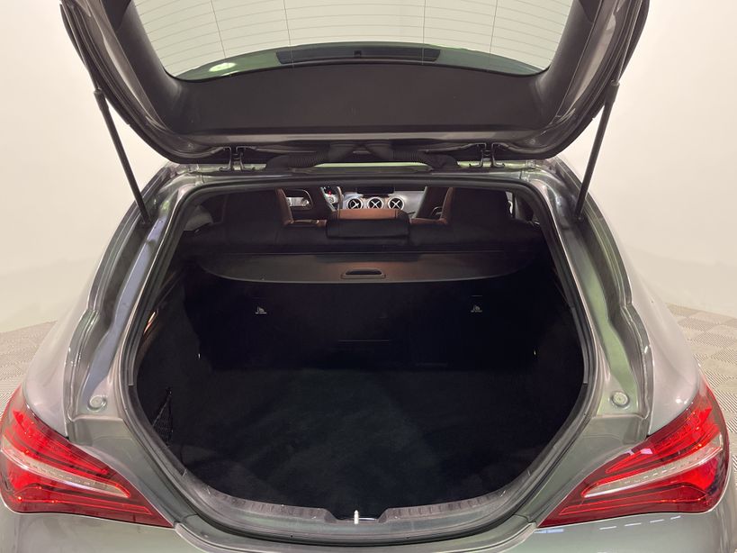 MERCEDES CLASSE CLA SHOOTING BRAKE 2017 - Photo n°41