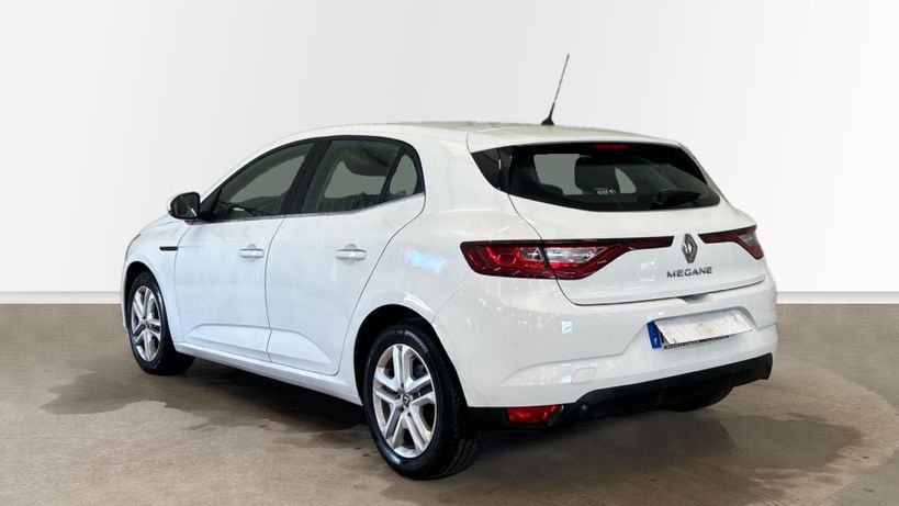 RENAULT MEGANE IV BERLINE BUSINESS 2019 - Photo n°3