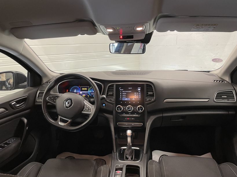 RENAULT MEGANE IV BERLINE 2021 - Photo n°30