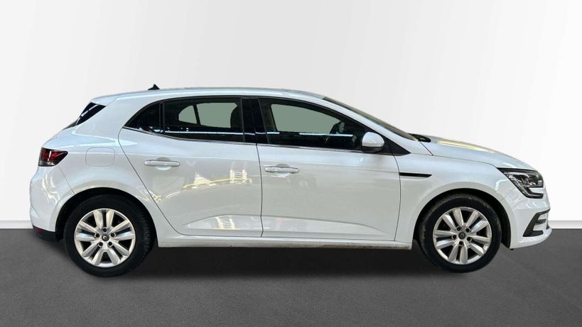 RENAULT MEGANE IV BERLINE 2021 - Photo n°4