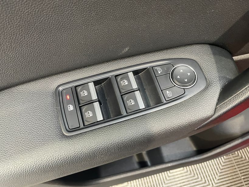 RENAULT CAPTUR 2022 - Photo n°39